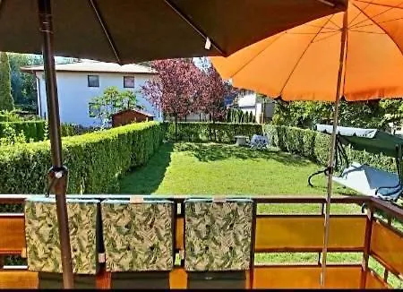 Apartment Aranyparton Harom Szobas Apartman