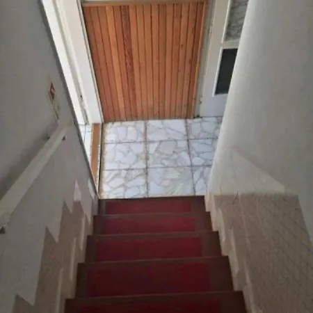 Aranyparton Harom Szobas Apartman